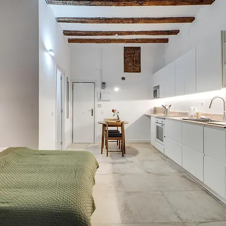 Luxury 1br Born *