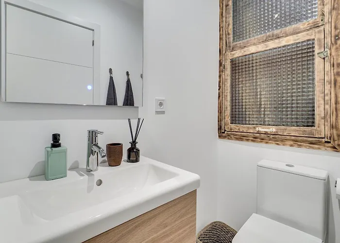 Luxury 1br Born